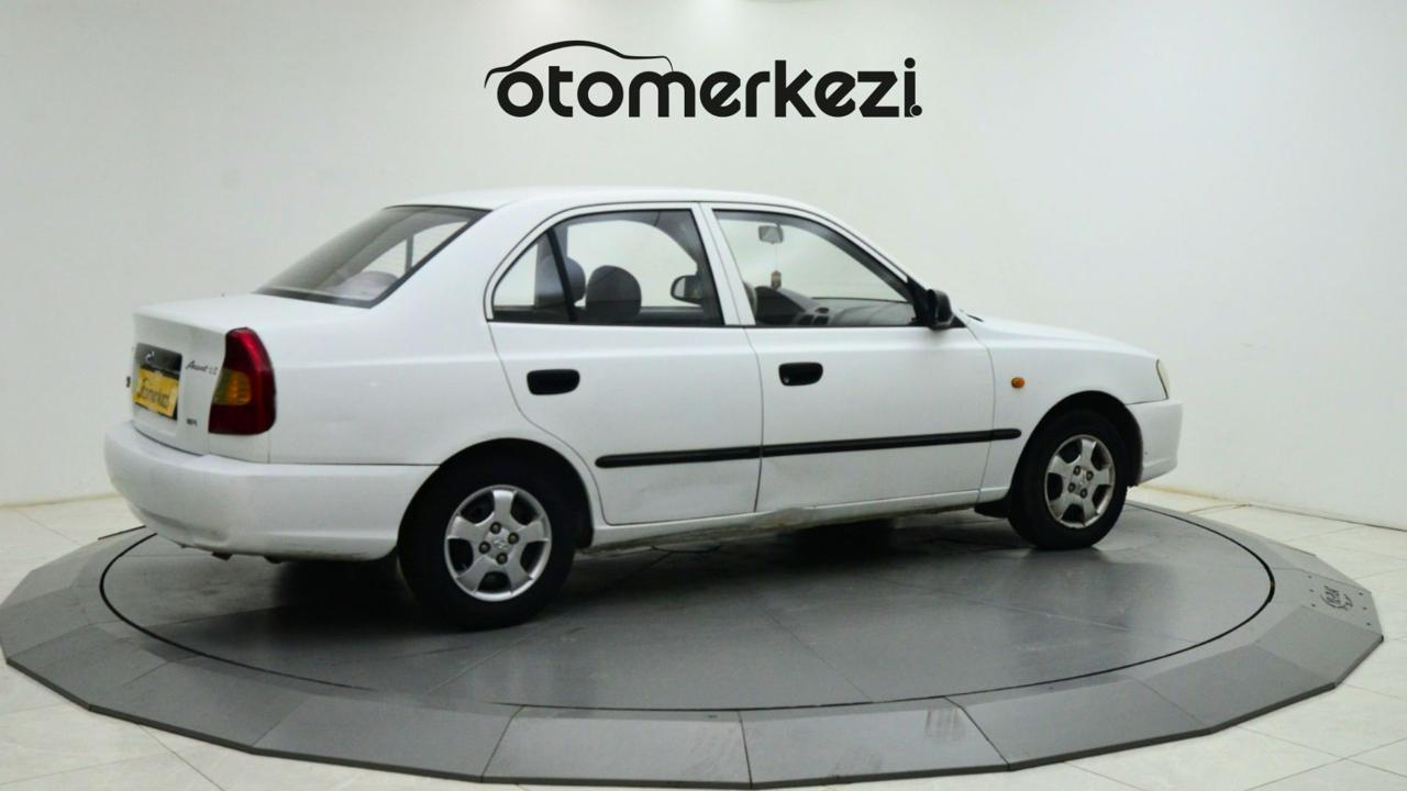 HYUNDAI ACCENT 11